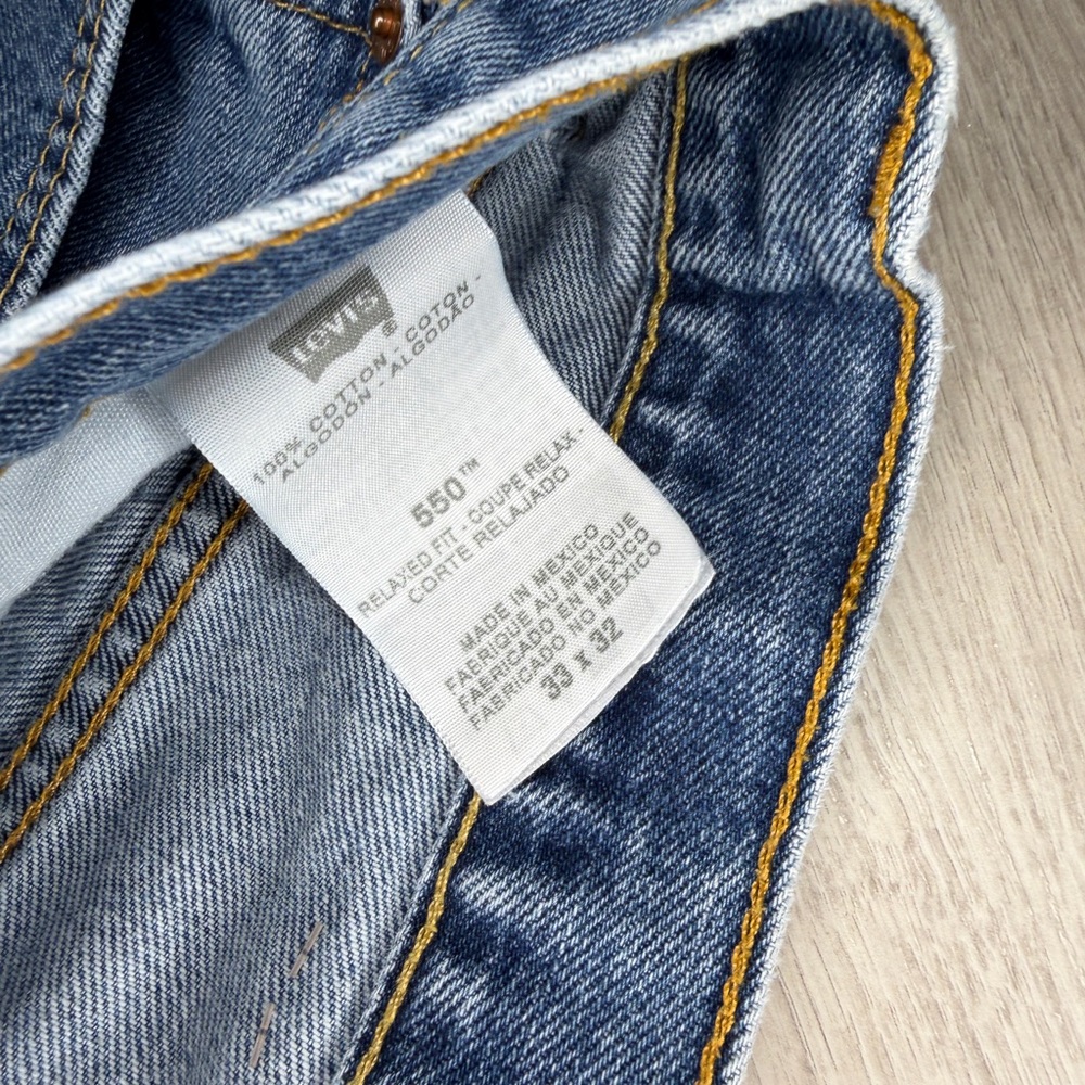 Levi’s 550 Relaxed Fit Men’s Jeans 33x32 Blue Tapered Leg Vintage Style Denim - Picture 4 of 10